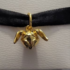 PANDORA HARRY POTTER GOLDEN SNITCH PENDANT